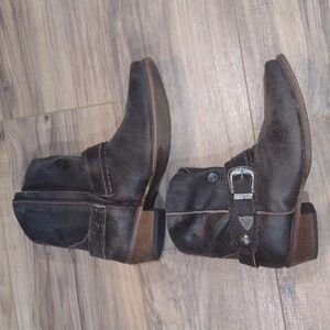 Women's 9 Brown Roper Booties
